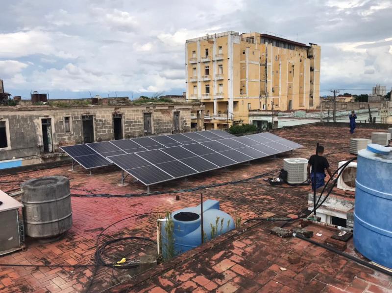Imagen relacionada con la noticia :Incorporado banco popular de ahorro al servicio de paneles solares
